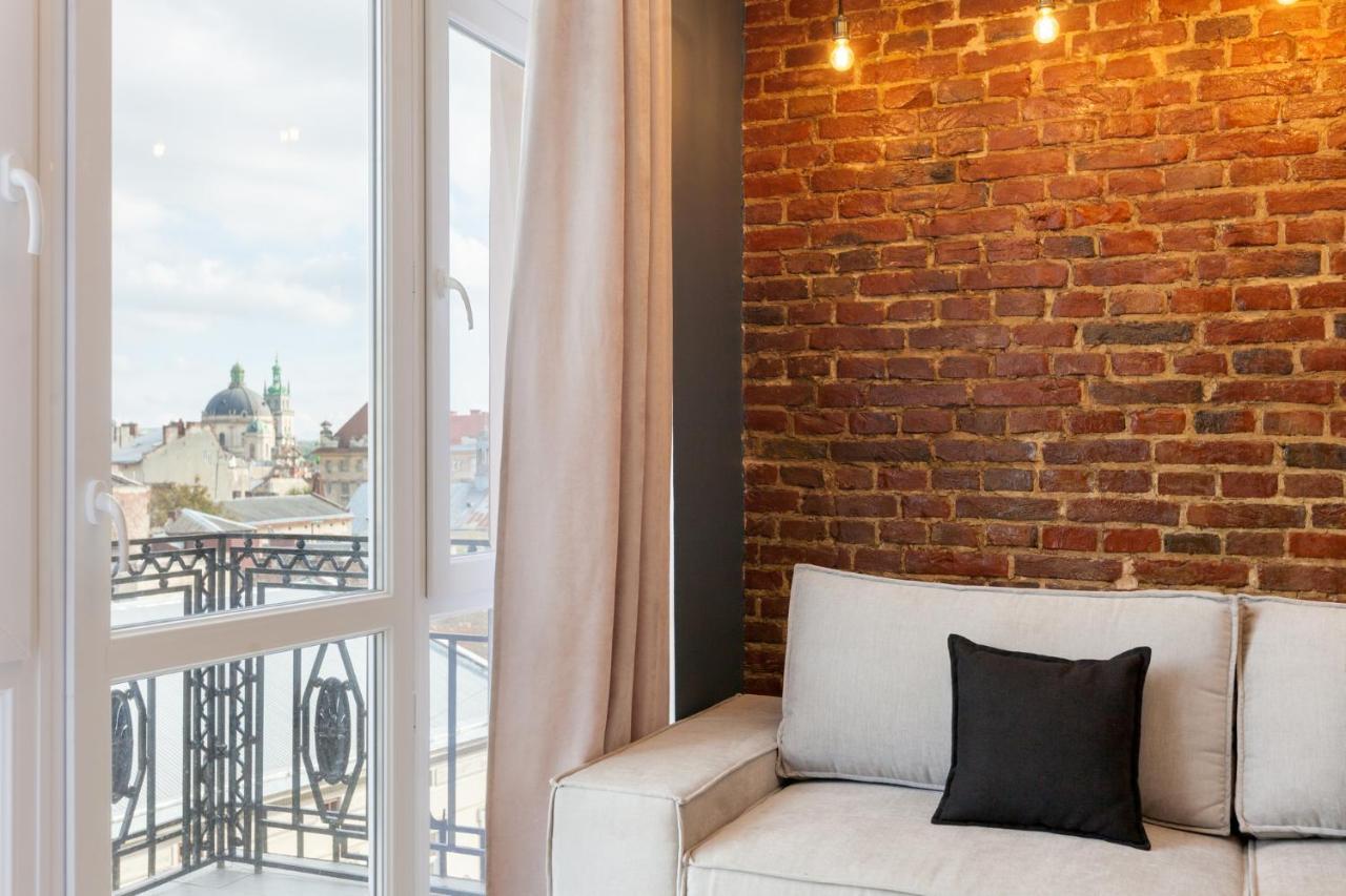 Leogrand Apartments On Khmelnytskoho 11 Львів Екстер'єр фото